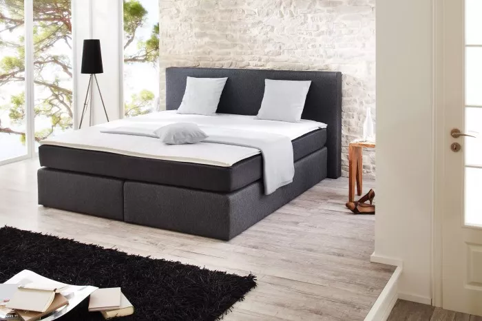Z jakého materiálu bude vaše nová postel? Podívejte se na možnosti